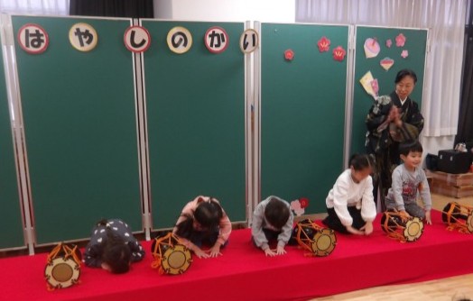 ５歳児の体験で挨拶の仕方から教えていただきました。